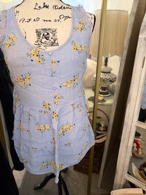 LC Lauren Conrad Light Blue Gingham Floral Sleeveless Peplum Top